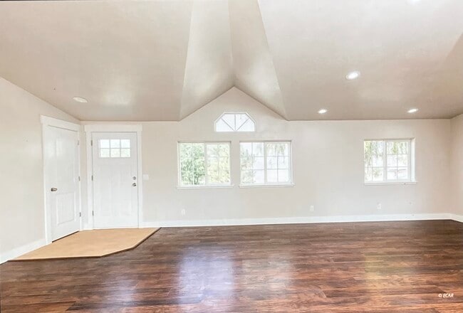 2115 Villa Dr in Elko, NV - Building Photo - Building Photo