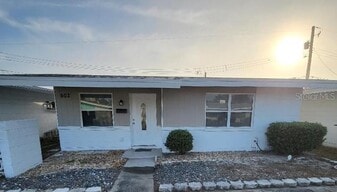 1602 Council Dr in Sun City Center, FL - Building Photo