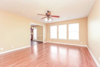 1008 Cheryl Ln in La Vergne, TN - Building Photo - Building Photo