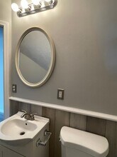 1816 W Jefferson St, Unit 3 in Louisville, KY - Foto de edificio - Building Photo