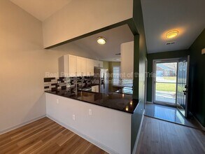 1 Haverford Point in Greensboro, NC - Building Photo - Building Photo