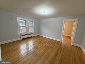 130 N Broadway in Pennsville Township, NJ - Building Photo - Building Photo