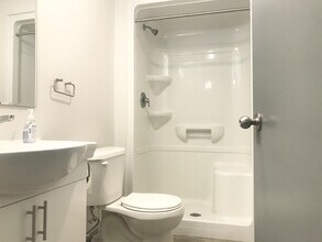 258A Sunview St in Waterloo, ON - Building Photo - Building Photo