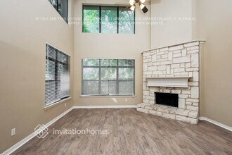 2942 Greenway Dr in Burleson, TX - Building Photo - Building Photo