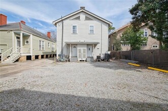 7710 Plum St in New Orleans, LA - Foto de edificio - Building Photo