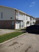 115 Oak Ridge Ave in Donaldsonville, LA - Building Photo