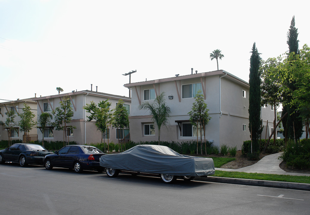 1620 S Hampstead St in Anaheim, CA - Building Photo