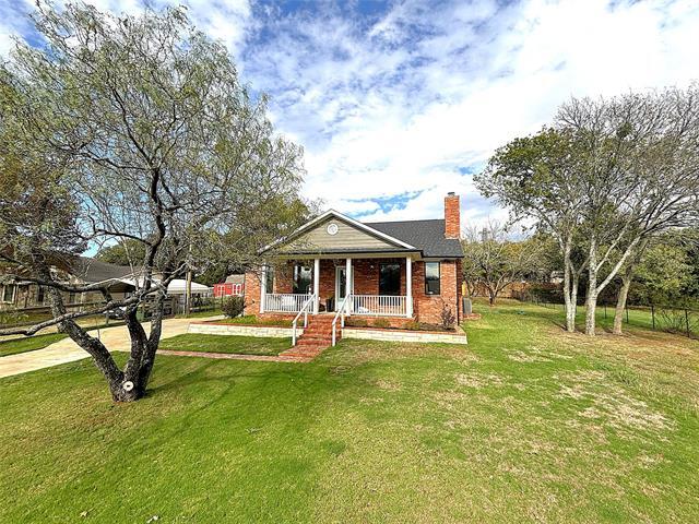 1416 Caddo Peak Trail in Joshua, TX - Building Photo