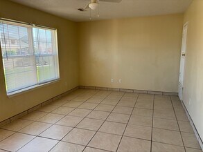 3503 SW Victoria Pl-Unit -3503 SW Victoria Pl Apt 1 in Bentonville, AR - Building Photo - Building Photo