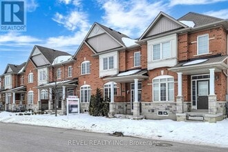 2448 Earl Grey Ave in Pickering, ON - Building Photo - Building Photo