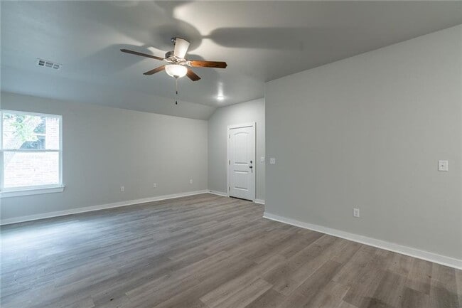 property at 1308 E Cavanaugh St