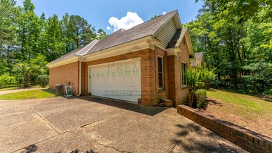 68 Heartwood Dr in Cataula, GA - Building Photo - Building Photo