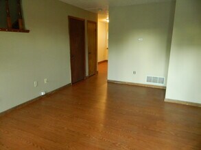 7400 Chaparral Rd, Unit 7400 in Columbus, OH - Building Photo - Building Photo