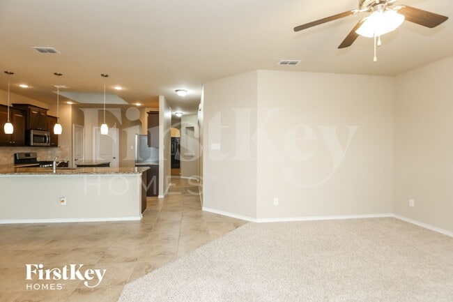 517 Gannet Trl in Northlake, TX - Foto de edificio - Building Photo