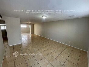 5909 W Coronado Rd, Unit 1F in Phoenix, AZ - Foto de edificio - Building Photo