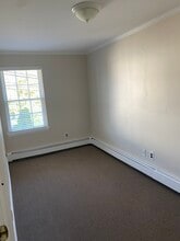 6 Birch Hill Rd, Unit A in Locust Valley, NY - Foto de edificio - Building Photo