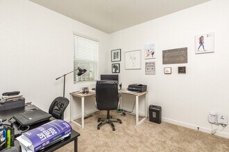 11686 Logans Rdg Dr in Colorado Springs, CO - Building Photo - Building Photo