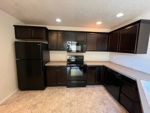 5537 S Moonfire Way in Boise, ID - Building Photo - Building Photo