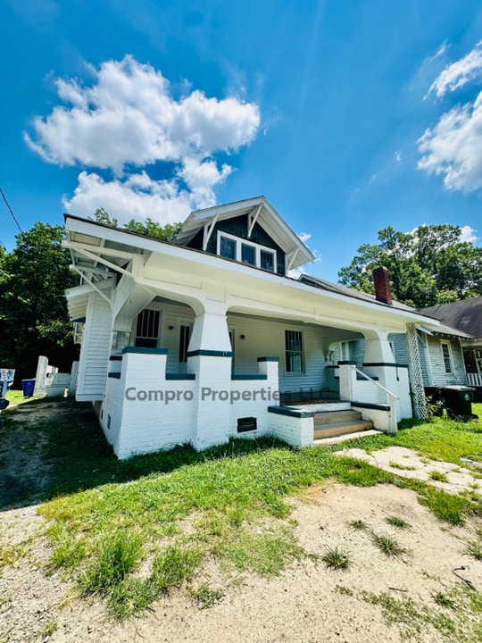 702 Kenan St W in Wilson, NC - Building Photo