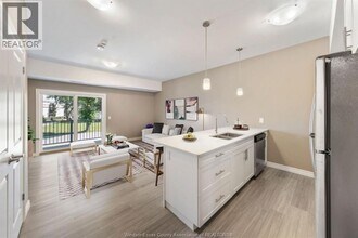 4785 Walker Rd in Windsor, ON - Building Photo - Building Photo