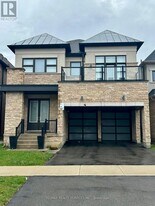 32 Midmorning Rd in Brampton, ON - Building Photo