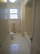 310 Sixth Ave in Pelham, NY - Building Photo