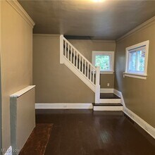 1534 E 133rd St in East Cleveland, OH - Building Photo - Building Photo