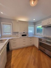 415 Virginia Ct in Santa Rosa, CA - Building Photo - Building Photo