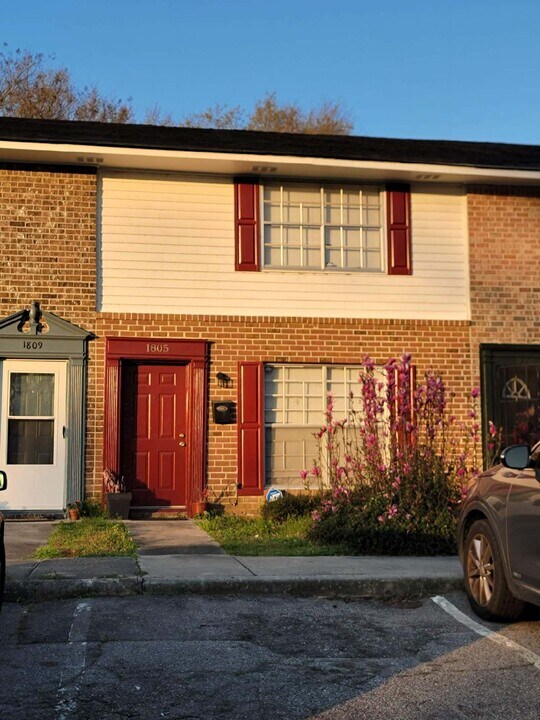 1805 Tall Pines Cir in Columbia, SC - Building Photo