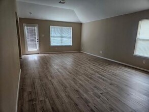 24407 Lakecrest Town Dr in Katy, TX - Building Photo - Building Photo
