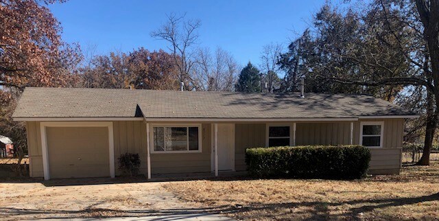 8717 S Vandalia Ave in Tulsa, OK - Building Photo