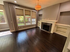 27399 SW Copper Creek Loop in Wilsonville, OR - Building Photo - Building Photo