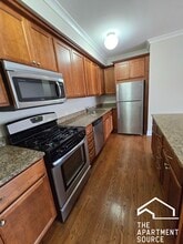 2704 W Ainslie St, Unit 3 in Chicago, IL - Building Photo - Building Photo