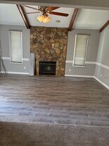5114 Highway 221, Unit Duplex in Roebuck, SC - Building Photo