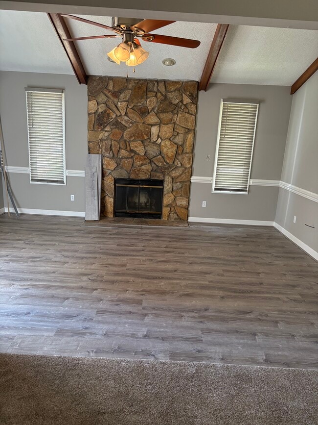5114 Highway 221, Unit Duplex