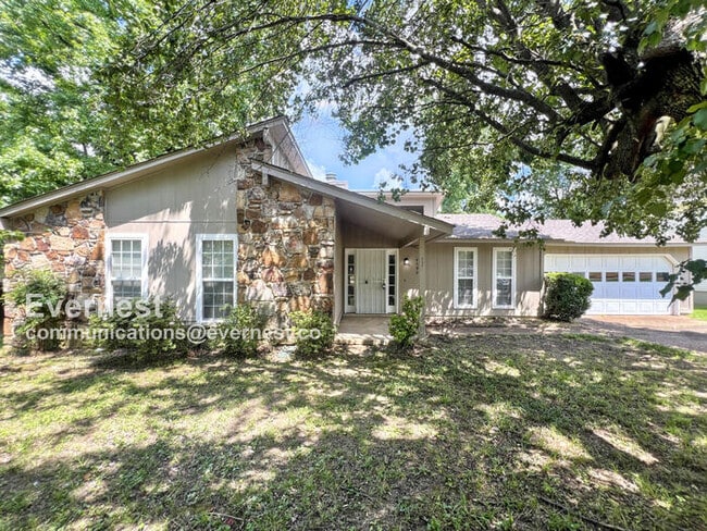 property at 4380 Hunt Cliff Trce