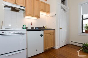 11 Keswick St in Boston, MA - Building Photo