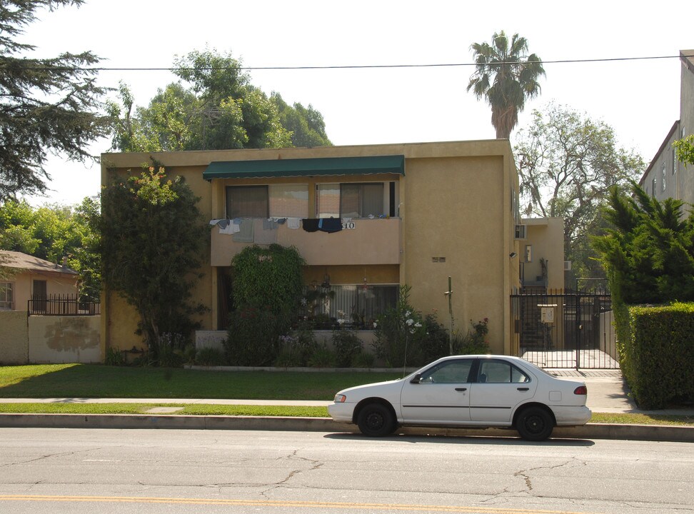 7510 Haskell Ave in Van Nuys, CA - Building Photo