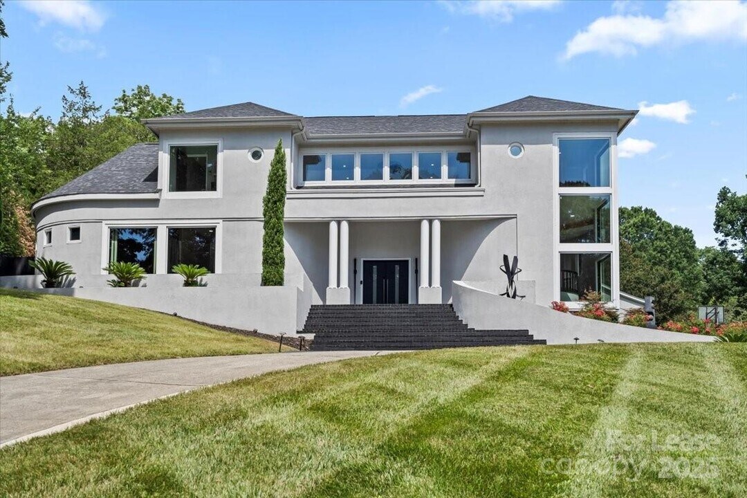 4129 Carnoustie Ln in Charlotte, NC - Building Photo