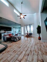 11308 Saddlebred Trl in Manor, TX - Building Photo
