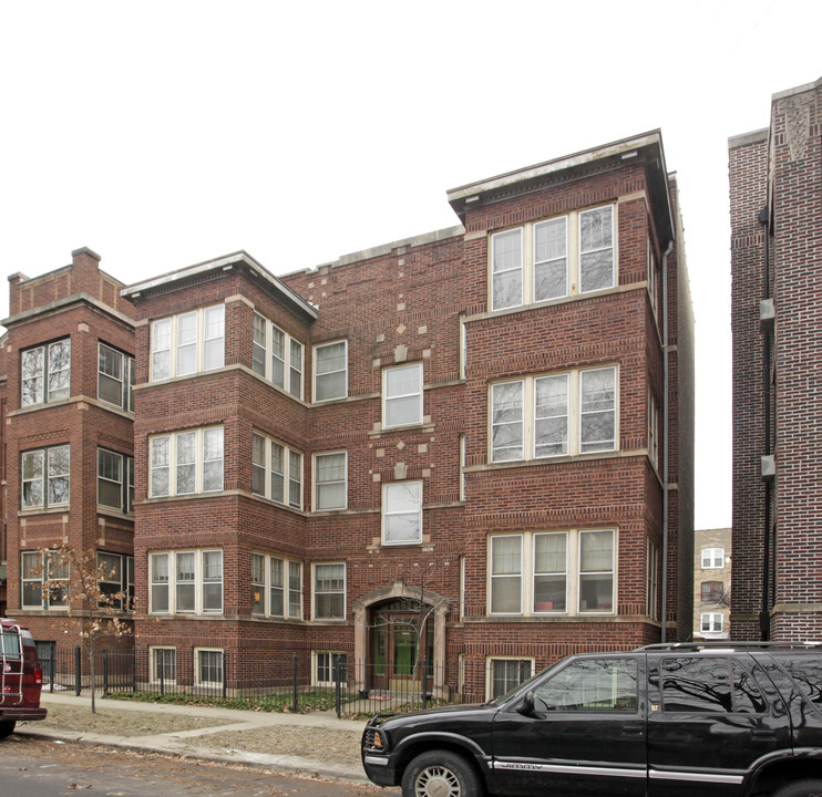 1435-1437 W Rosemont Ave in Chicago, IL - Building Photo