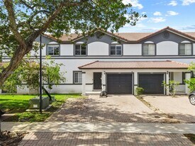 9872 NW 19th Pl in Sunrise, FL - Building Photo