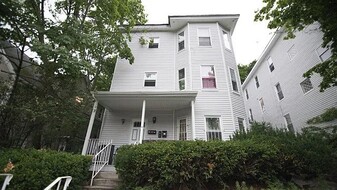 48 Beaver St, Unit 1