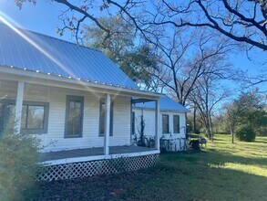 10404 Trails End in Bryan, TX - Building Photo - Building Photo