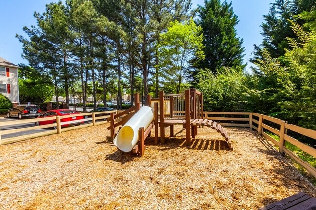 property at 835 Oglethorpe Ave SW