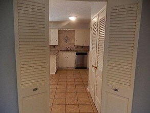 8403 Lullwater Dr in Dallas, TX - Building Photo - Building Photo