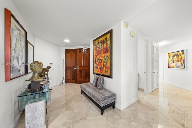 13633 Deering Bay Dr in Coral Gables, FL - Building Photo - Building Photo