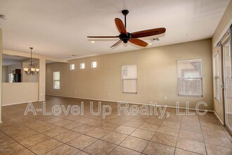 551 W Calle Sombra Linda in Sahuarita, AZ - Building Photo - Building Photo