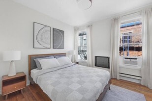 181 W 4th St in New York, NY - Building Photo