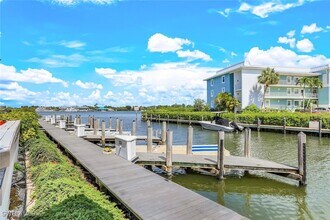 1309 Chesapeake Ave in Naples, FL - Building Photo - Building Photo